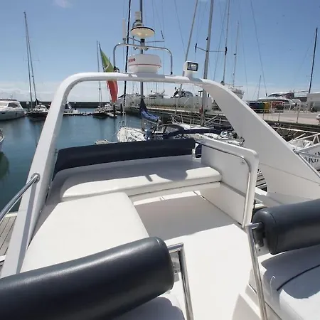 Barco Buzios Iii