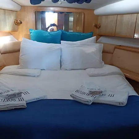 Hotel na wodzie Barco Buzios Iii *