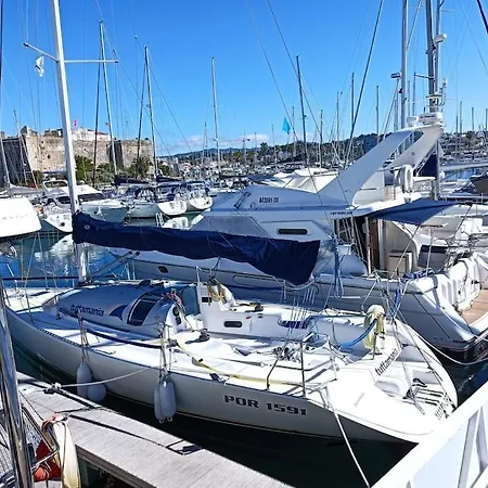 Båthotell Barco Buzios Iii Cascais