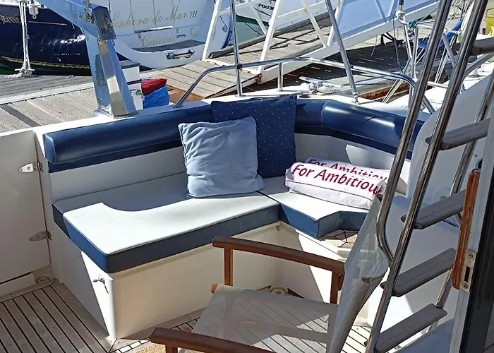 ספינת מלון Barco Buzios Iii קסקאיס