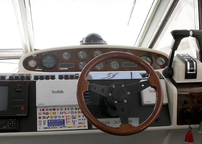 Barco Buzios Iii ספינת מלון