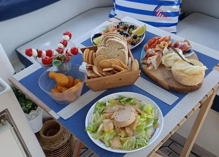 Barco Buzios Iii ספינת מלון *