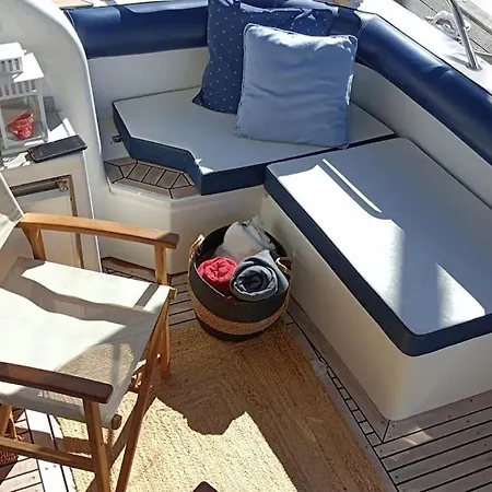 Barco Buzios Iii Bateau-hôtel *