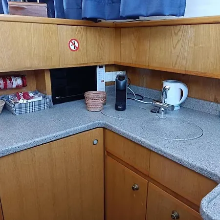 Barco Buzios Iii Bateau-hôtel *