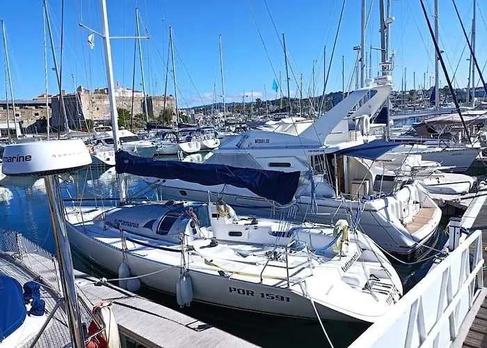 Bådhotel Barco Buzios Iii Cascais